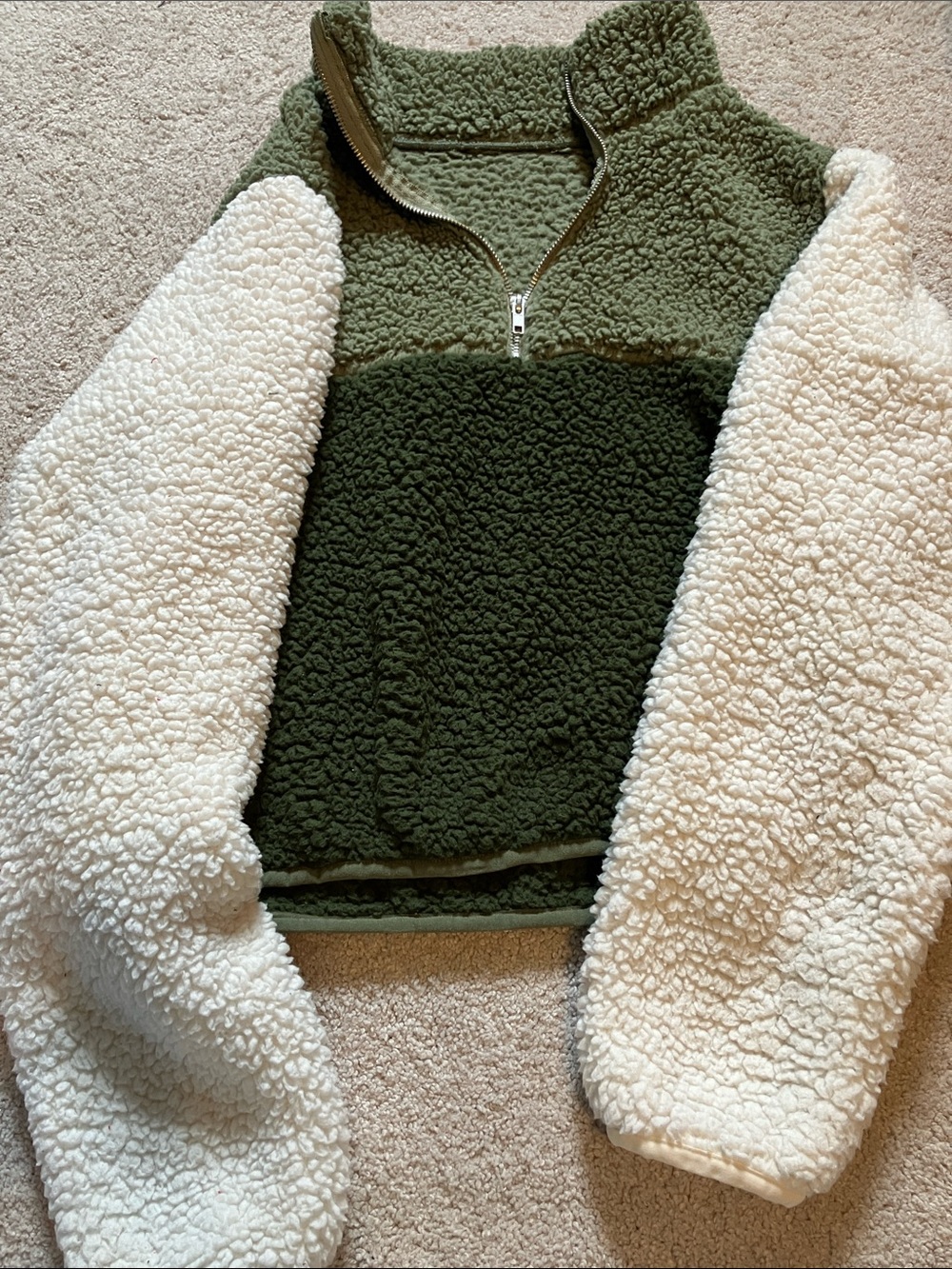 Sherpa Zip up Olive Green & White S